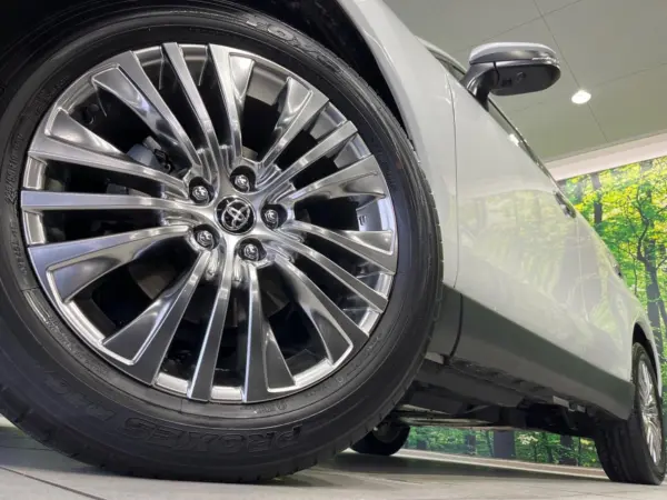 Toyota Harrier 2.5 Hybrid Z — photo 9