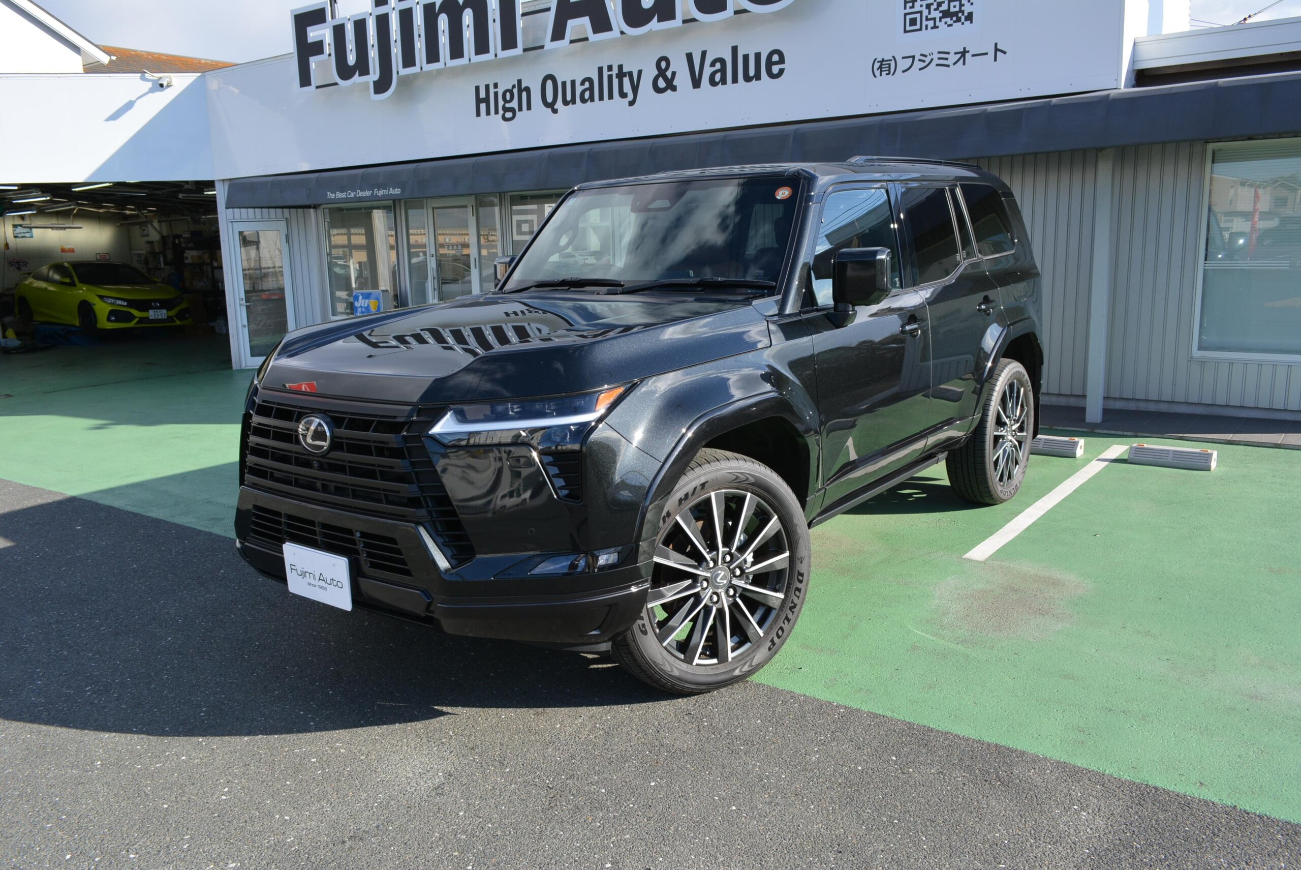 2025 Lexus Gx — photo 2