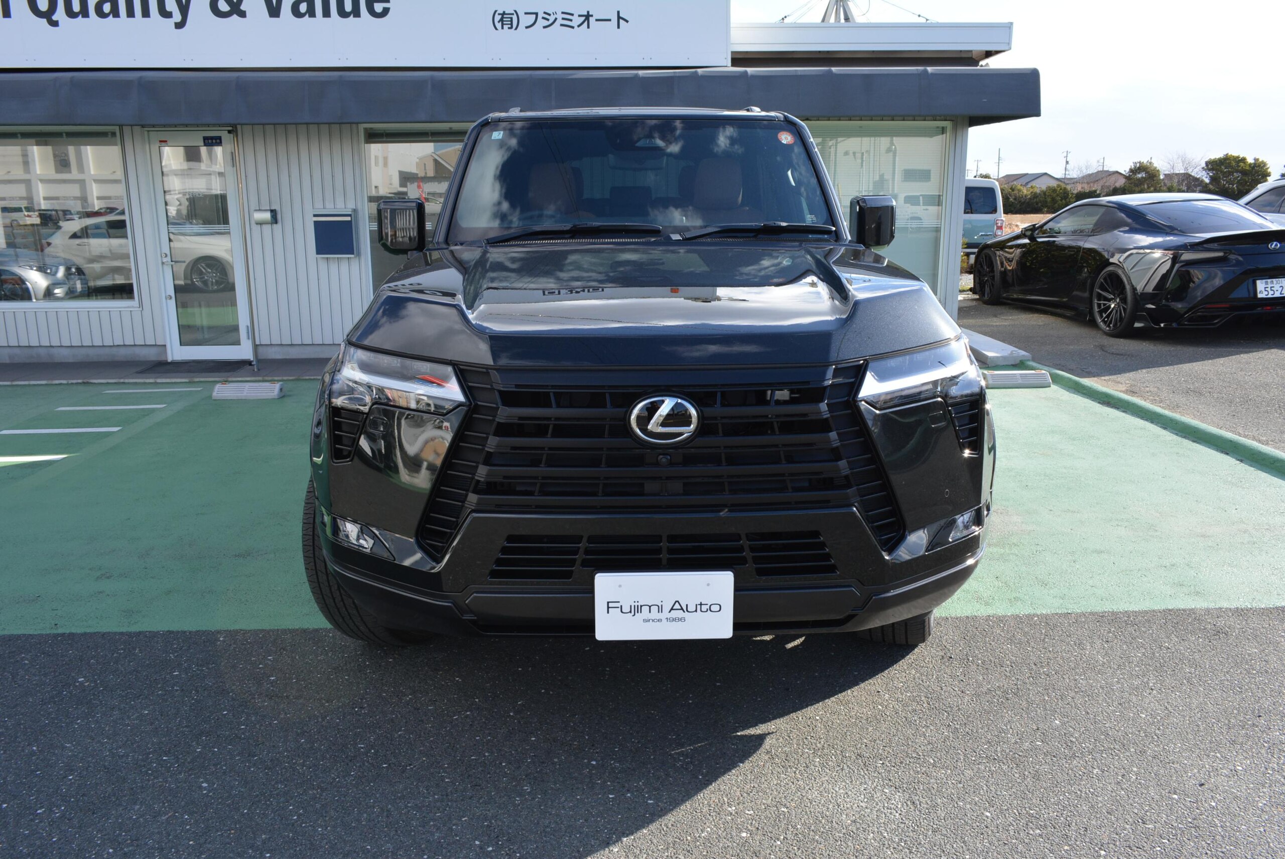 2025 Lexus Gx — photo 3
