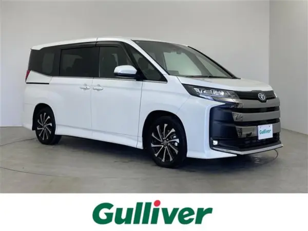 Toyota Noah 1.8 Hybrid S-Z Comfort Convenience Package Genuine 10.5-inch Display Audio Flip-down Monitor Backup Camera BSM ETC2.0 Front/Rear Dashcam Radar Cruise Seat Heater AC100V HDMI Triple Eyes (White Pearl Crystal Shine)