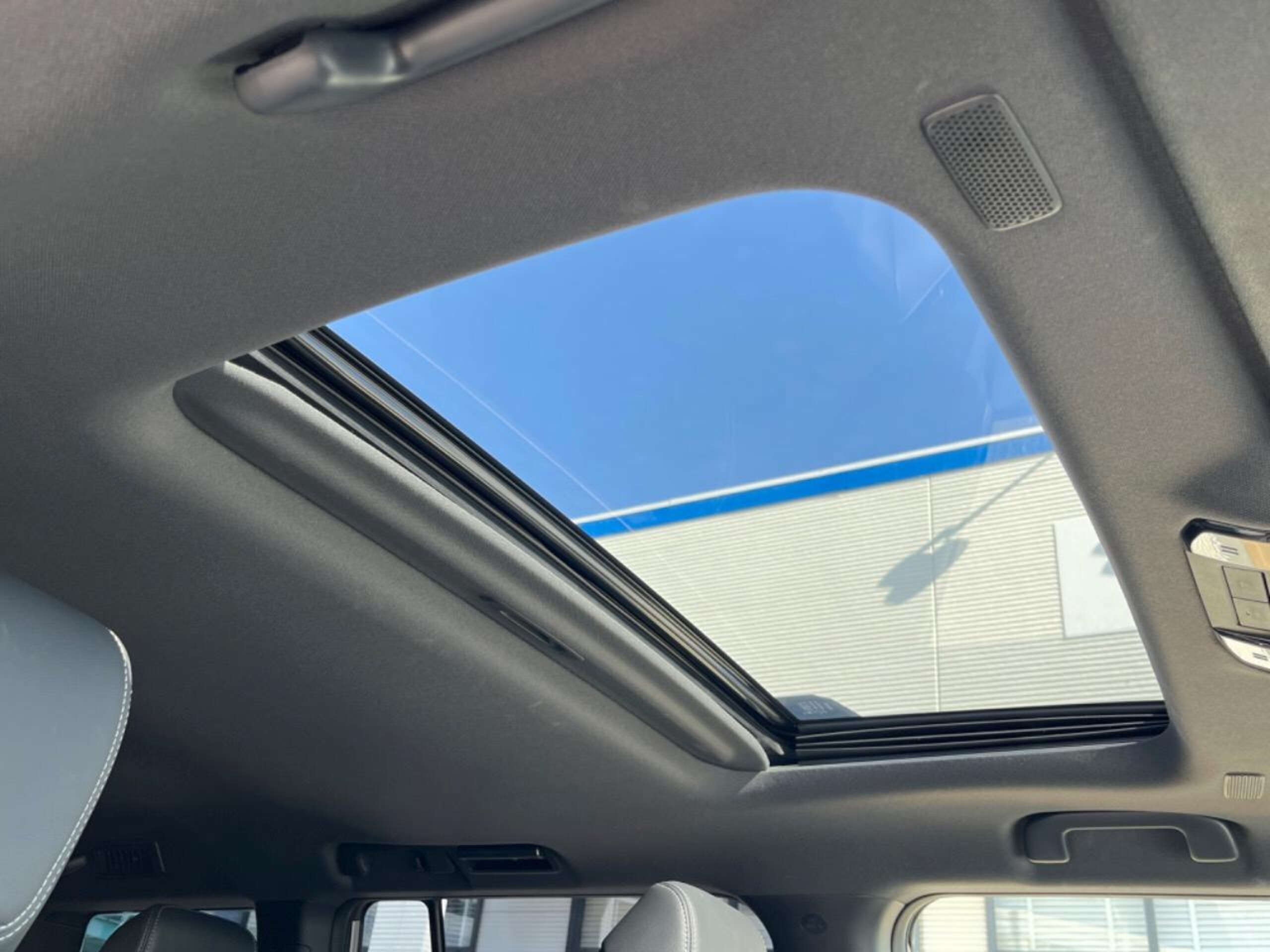 2024 Land Cruiser 250 — photo 3