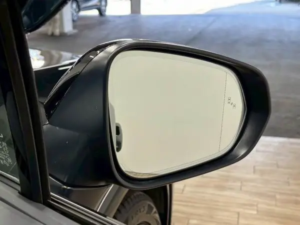 2023 Lexus Rx — photo 8 | Tuminion Kenya