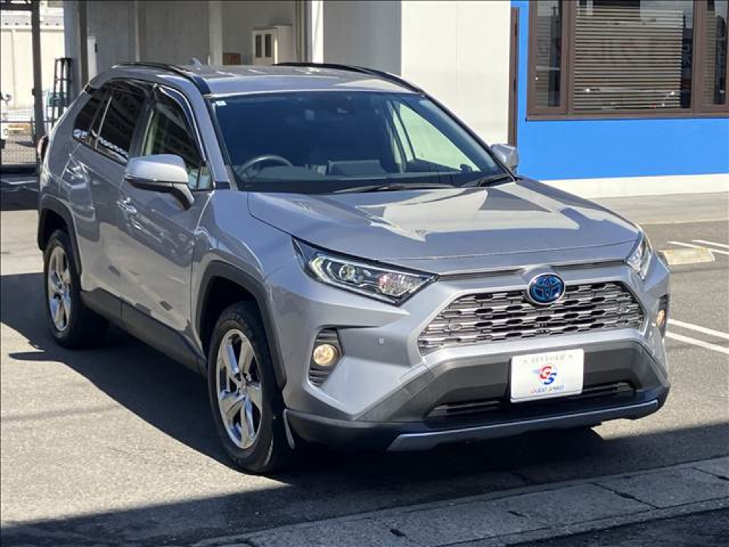 Toyota RAV4 2.5 Hybrid G E-Four 4WD — photo 9