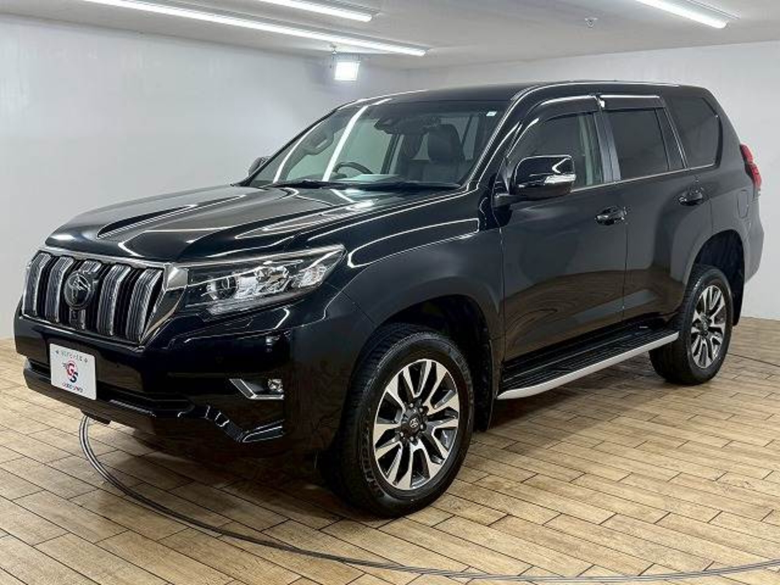 Toyota Land Cruiser Prado 2.8 TZ-G Diesel Turbo 4WD — photo 9