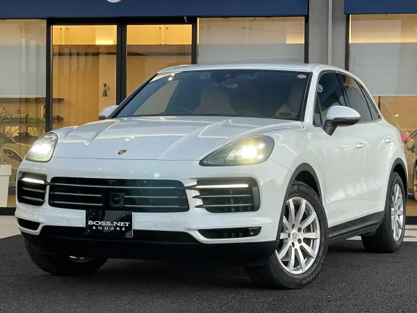 2020 Porsche Cayenne — photo 2