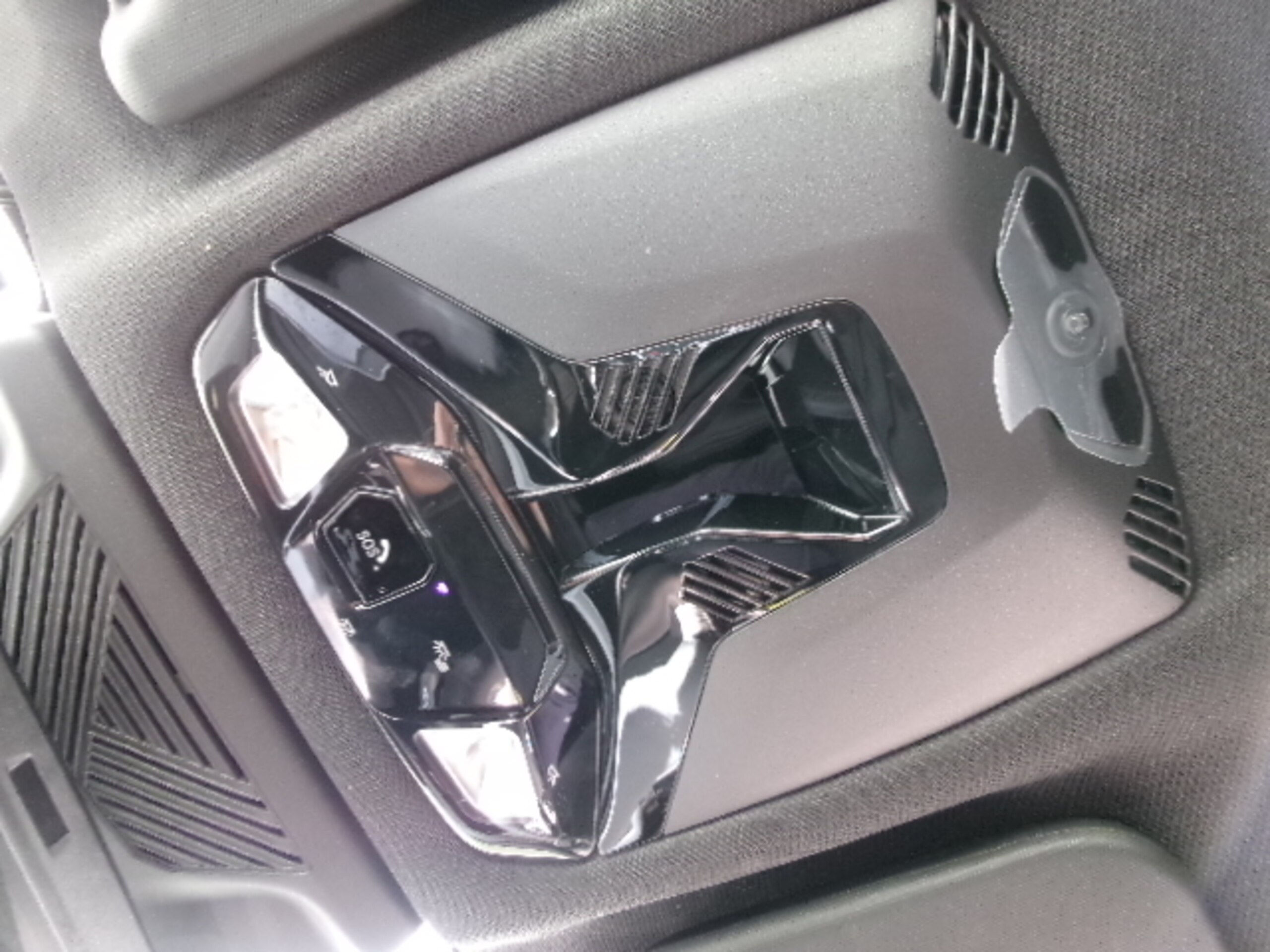 BMW X1 sDrive18i M Sport DCT — photo 9