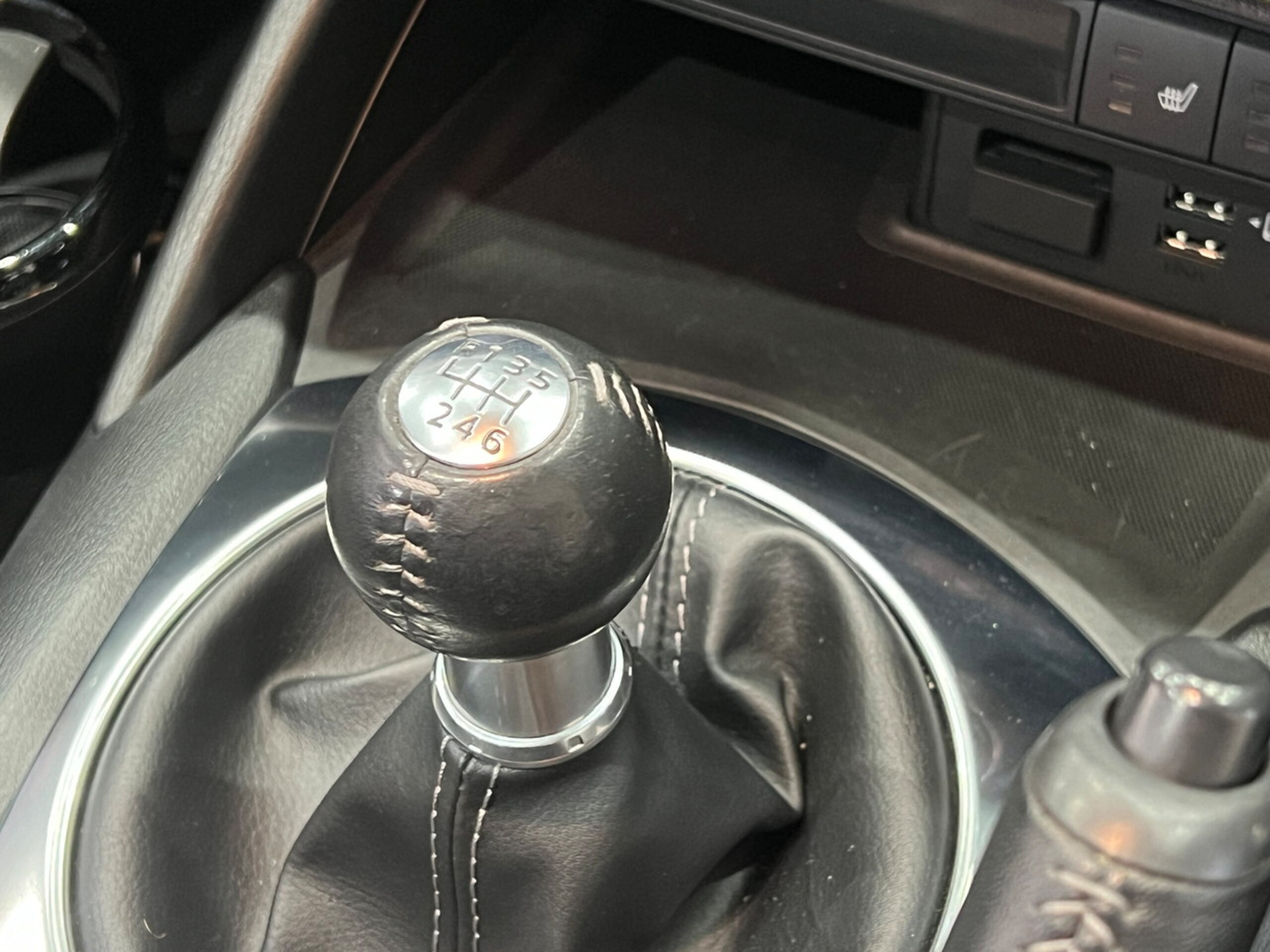 2020 Mazda Roadster — photo 3