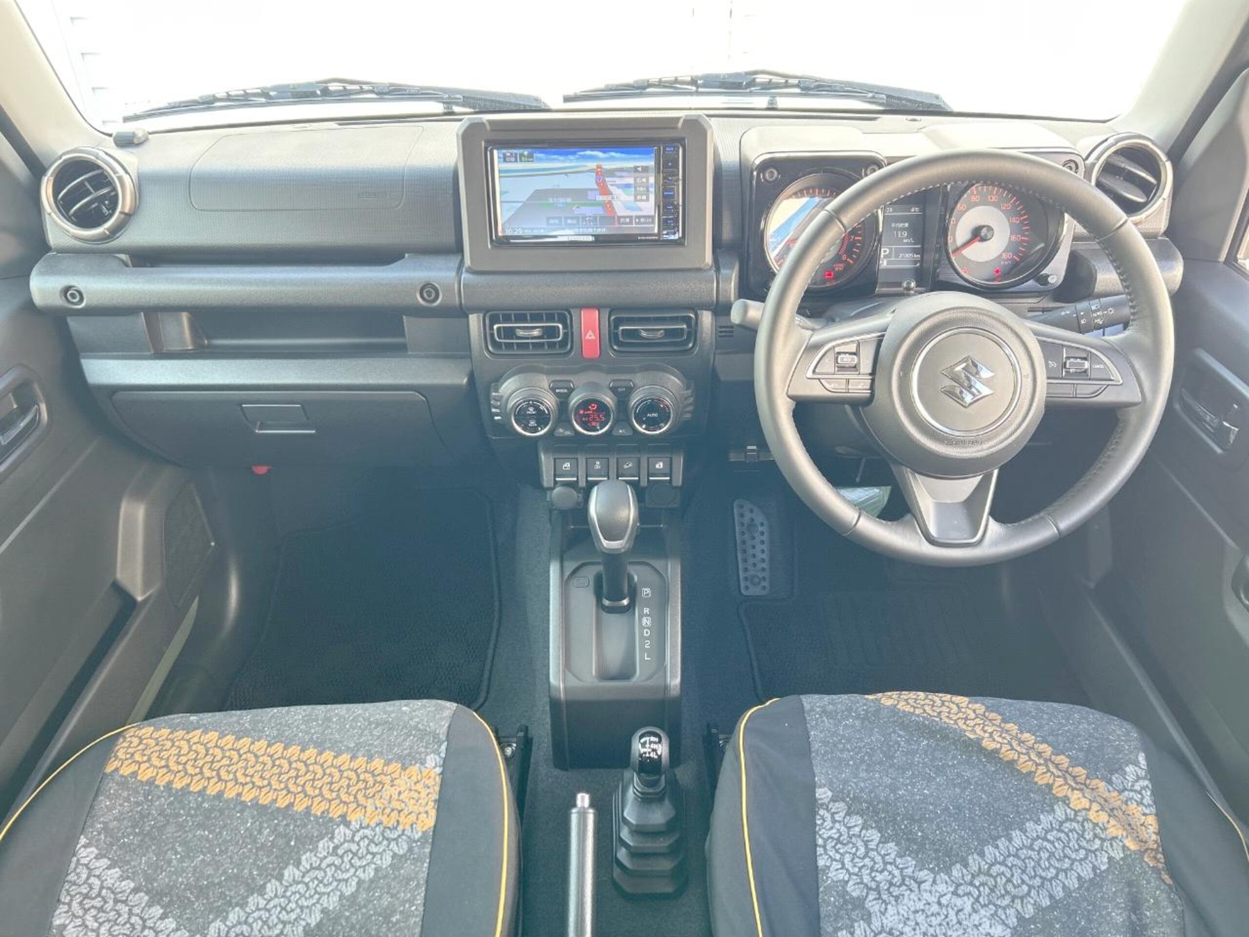 2023 Suzuki Jimny Sierra — photo 2