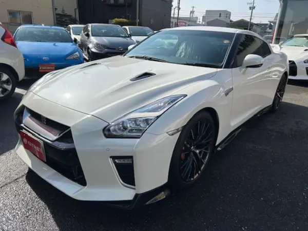 Nissan GT-R 3.8 Pure Edition