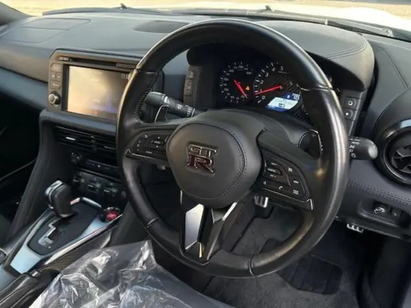 Nissan GT-R 3.8 Pure Edition — photo 8