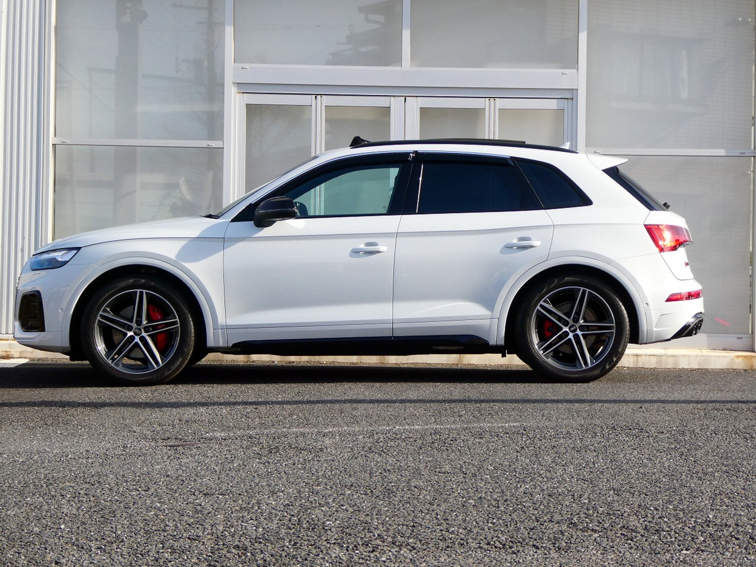 2025 Audi Sq5 — photo 3