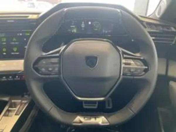 Peugeot 308GT Hybrid — photo 8