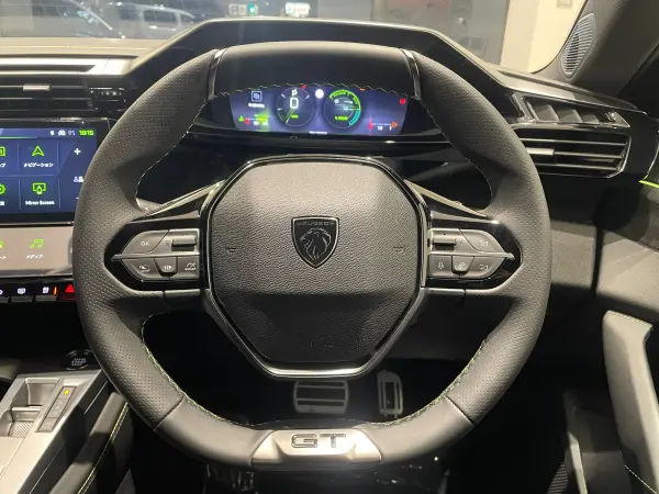 Peugeot 308 GT Hybrid — photo 8