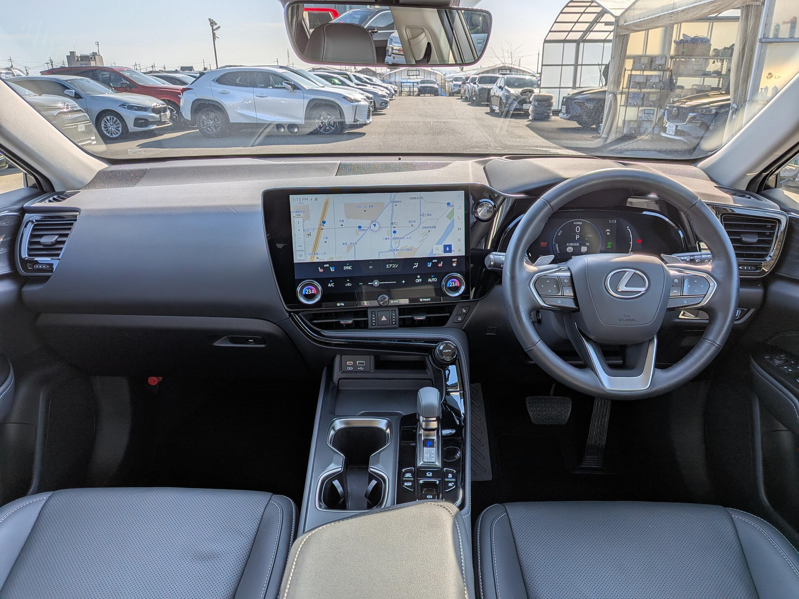 Lexus NX 450h+ Version L 4WD — photo 7