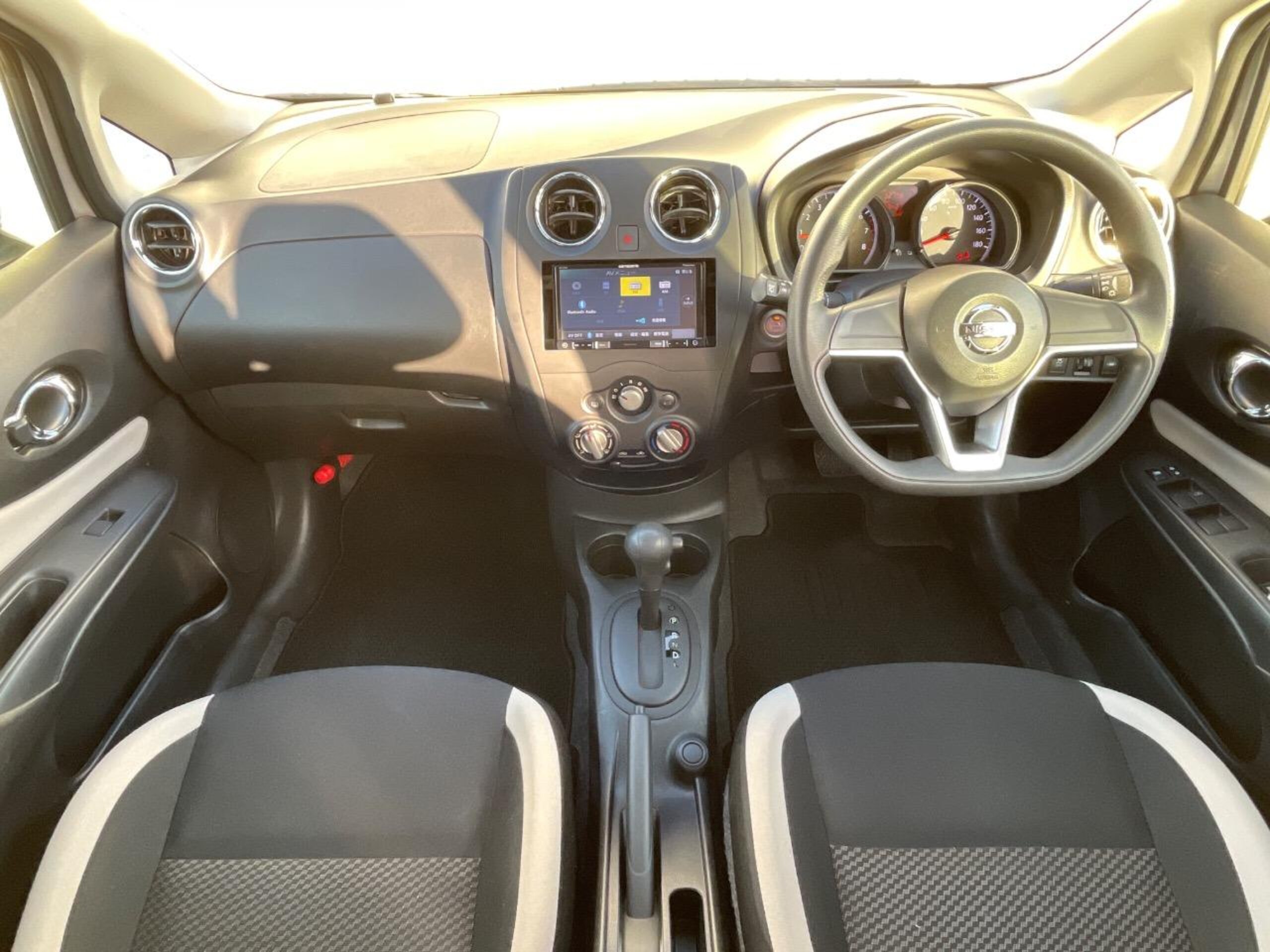 2019 Nissan Note — photo 2