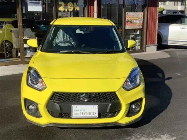 2025 Suzuki Swift — photo 2