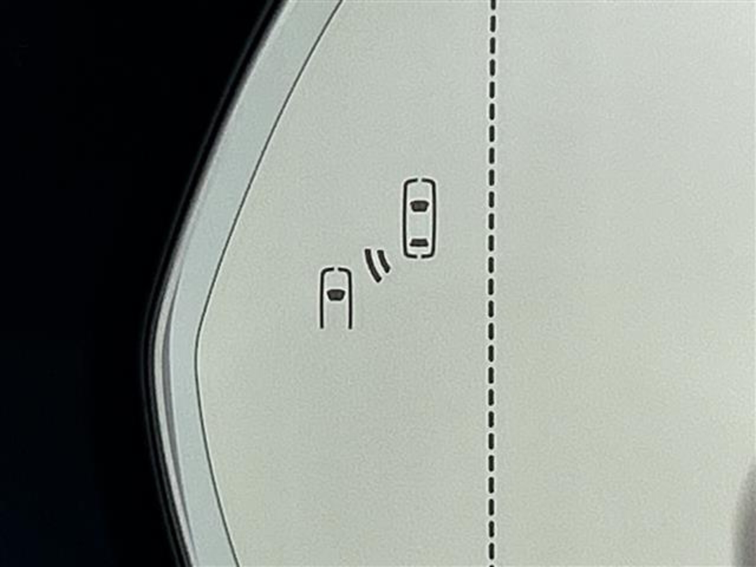 Lexus NX 300h Version L — photo 7