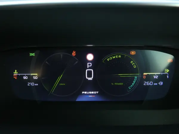 Peugeot 308GT Hybrid — photo 7