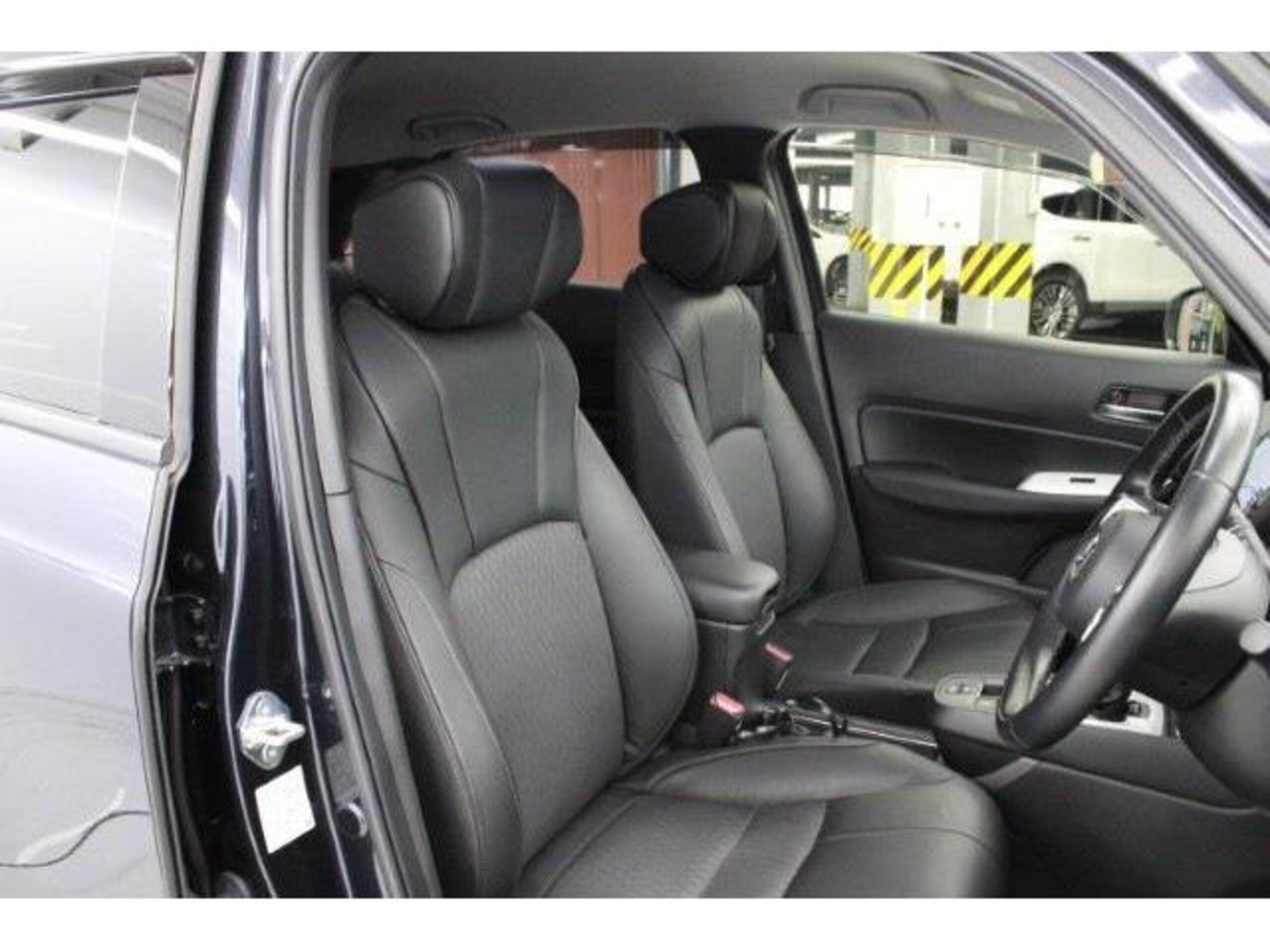 Honda Fit 1.5 e:HEV Luxe — photo 7