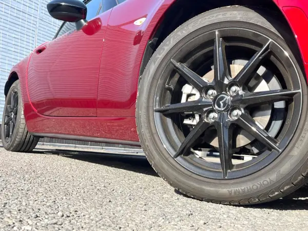 Mazda Roadster 1.5 S Special Package 6MT 8.8-inch Mazda Connect Display LED Headlights Leather-Wrapped Steering Wheel Genuine 16-inch Alloy Wheels Blind Spot Monitoring Clearance Sonar Non-Smoking Car Smart Key (Soul Red Crystal Metallic) — photo 9