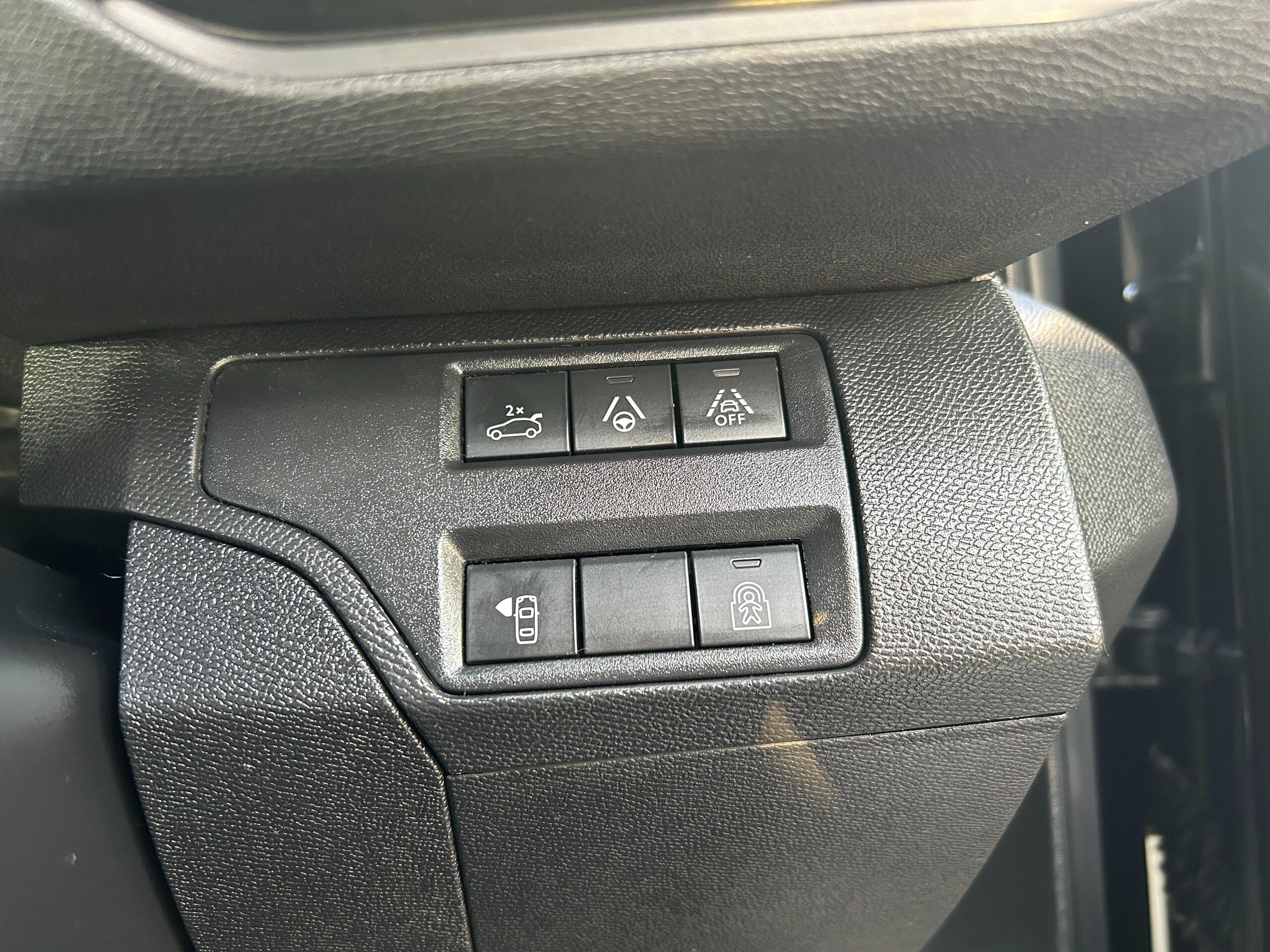 Peugeot 3008 GT BlueHDi Diesel Turbo — photo 7