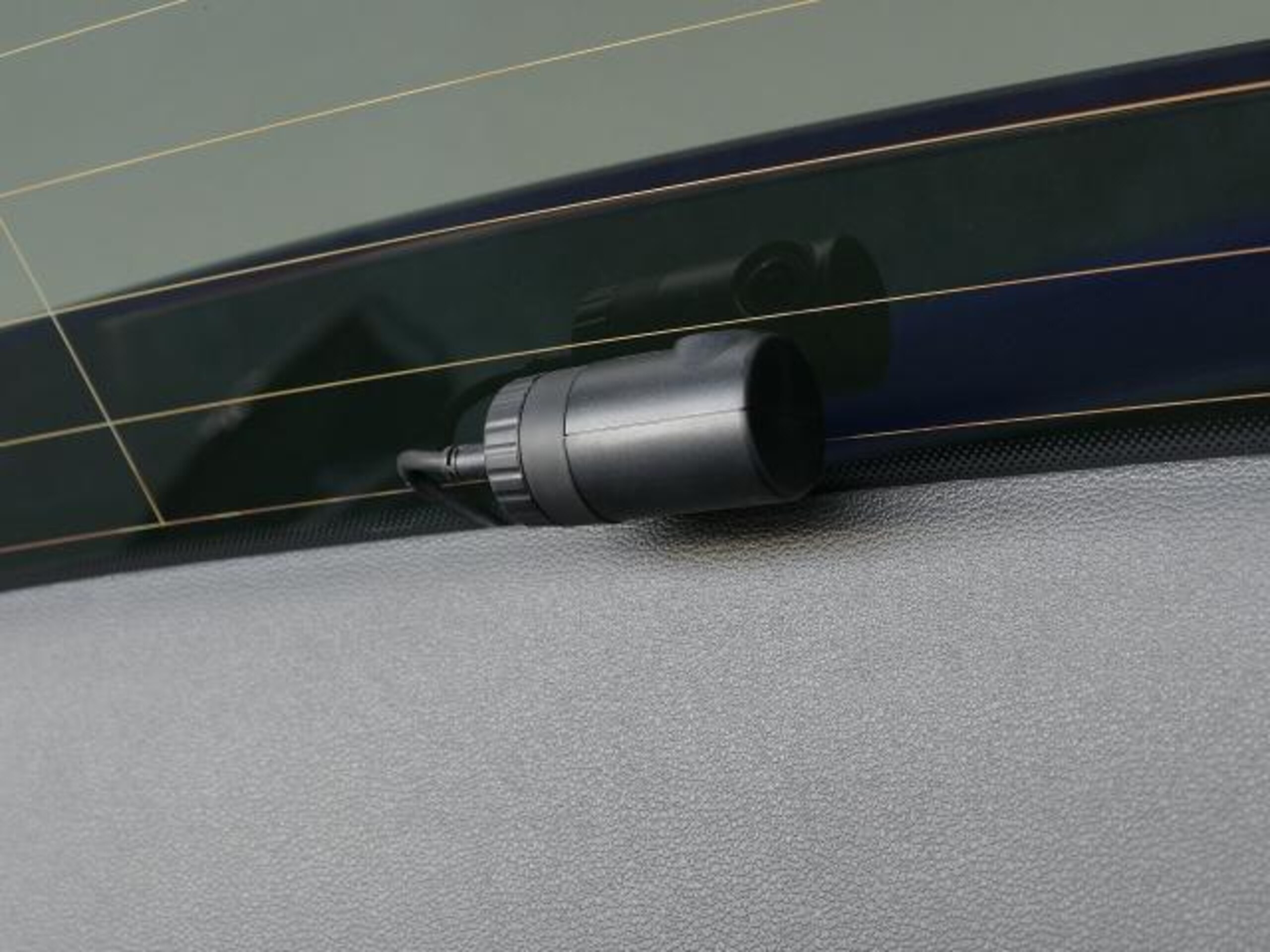 Volkswagen Golf R Advance 4WD — photo 8