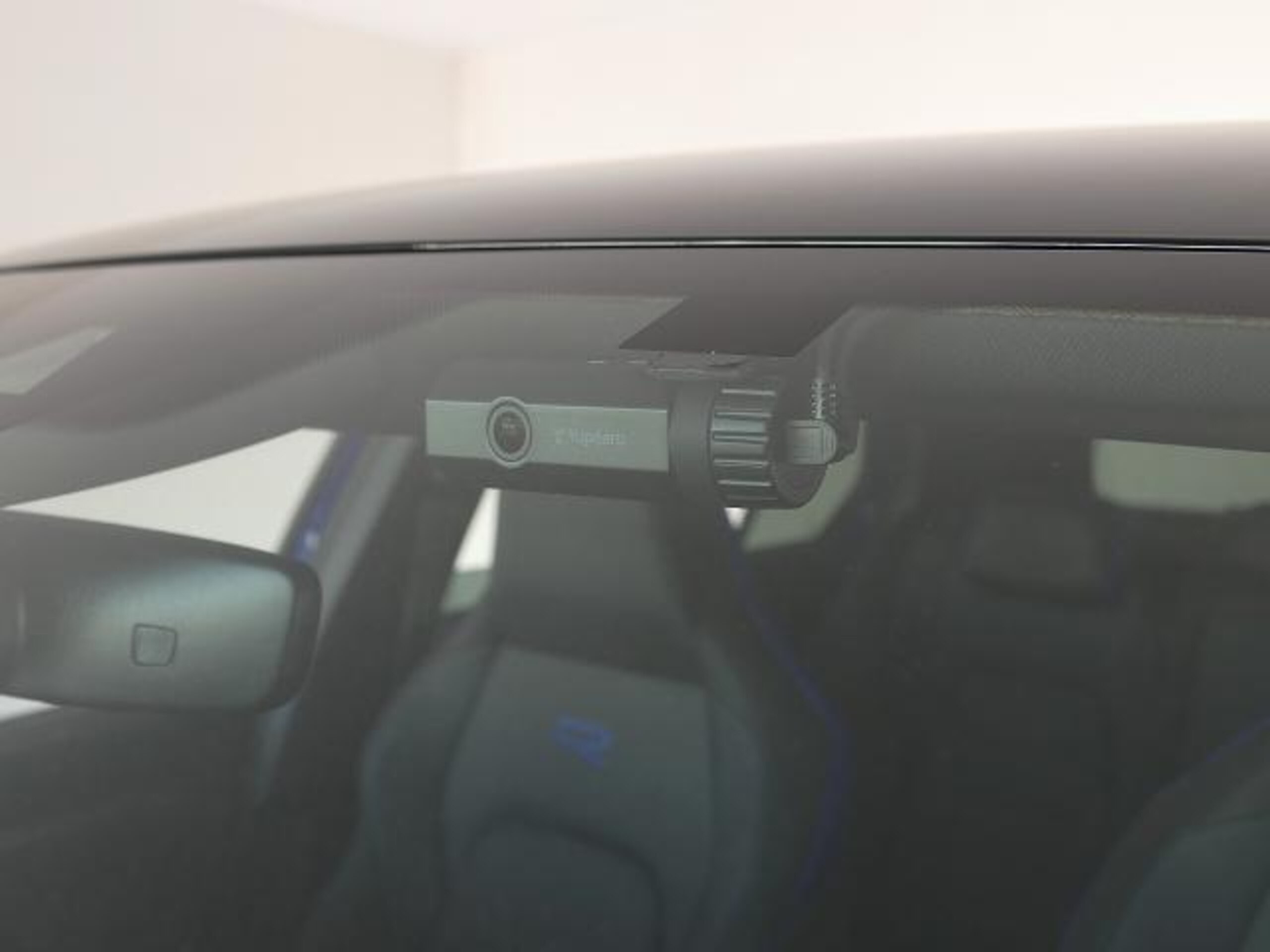 Volkswagen Golf R Advance 4WD — photo 7