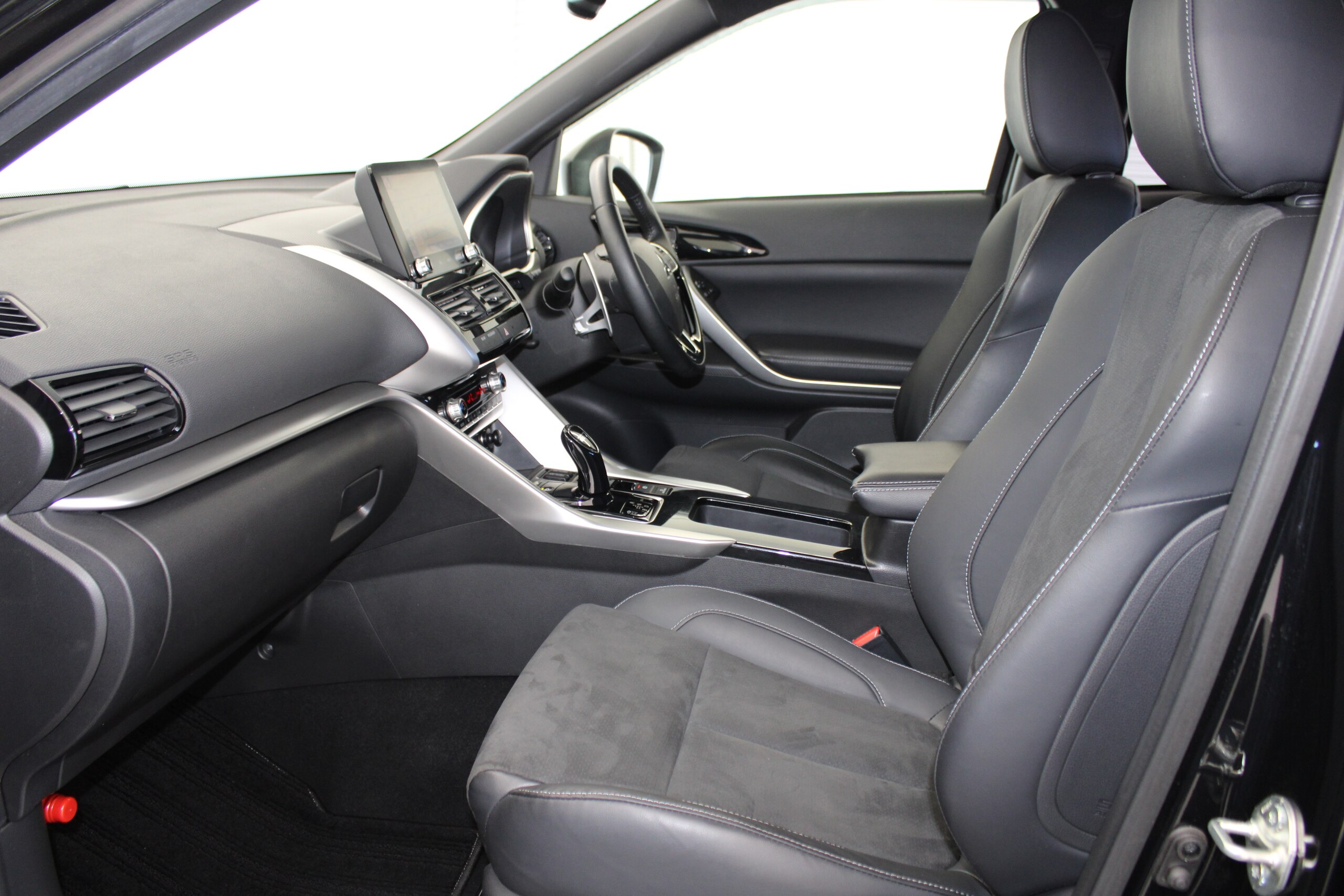 Mitsubishi Eclipse Cross PHEV 2.4 P 4WD — photo 7