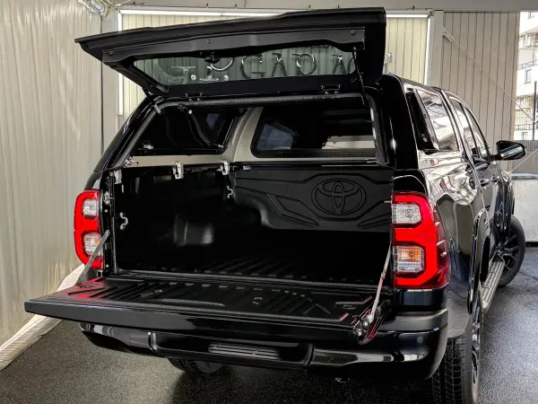 Toyota Hilux 2.4 Z GR Sport Diesel Turbo 4WD — photo 8