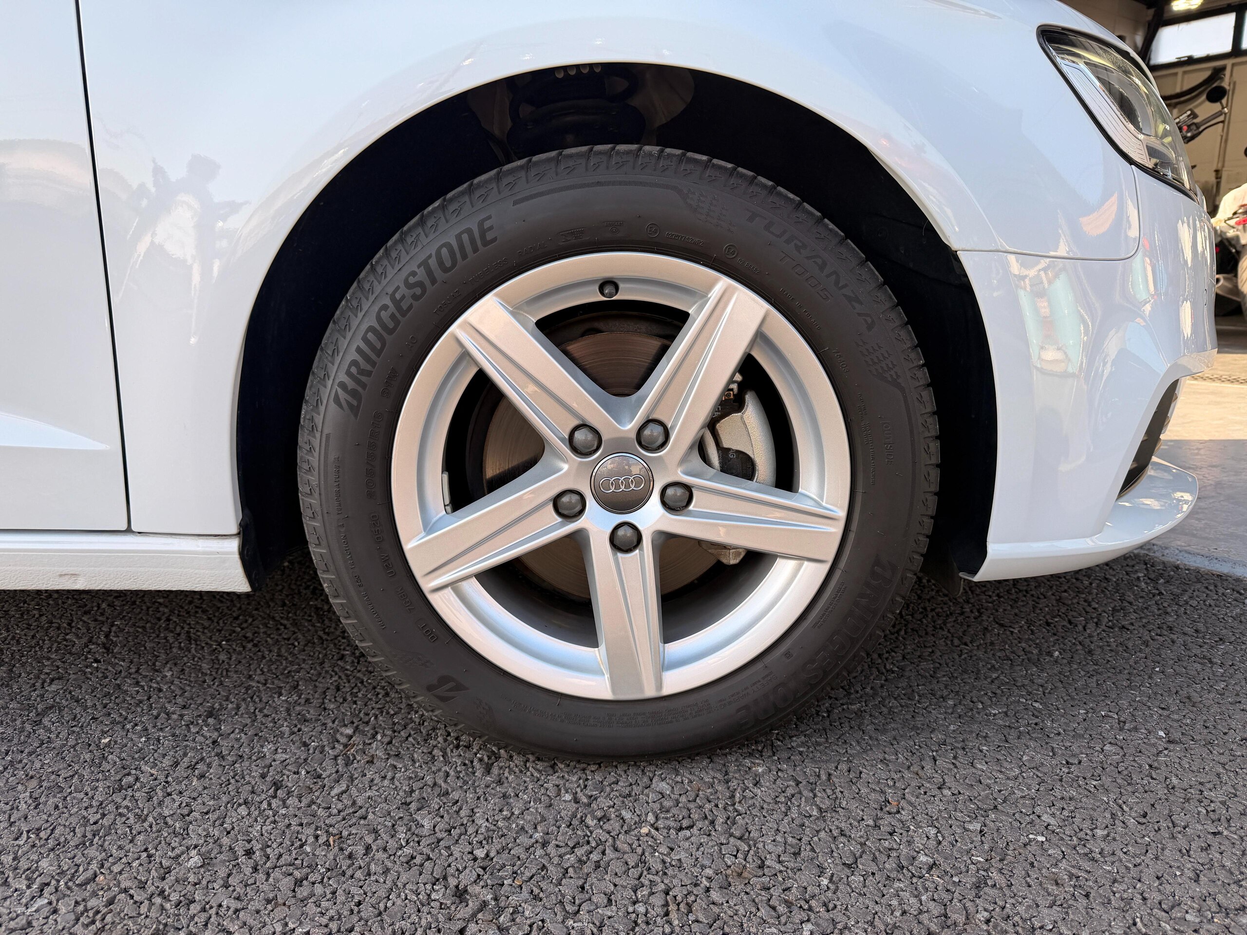 Audi A3 Sportback 30 TFSI — photo 8