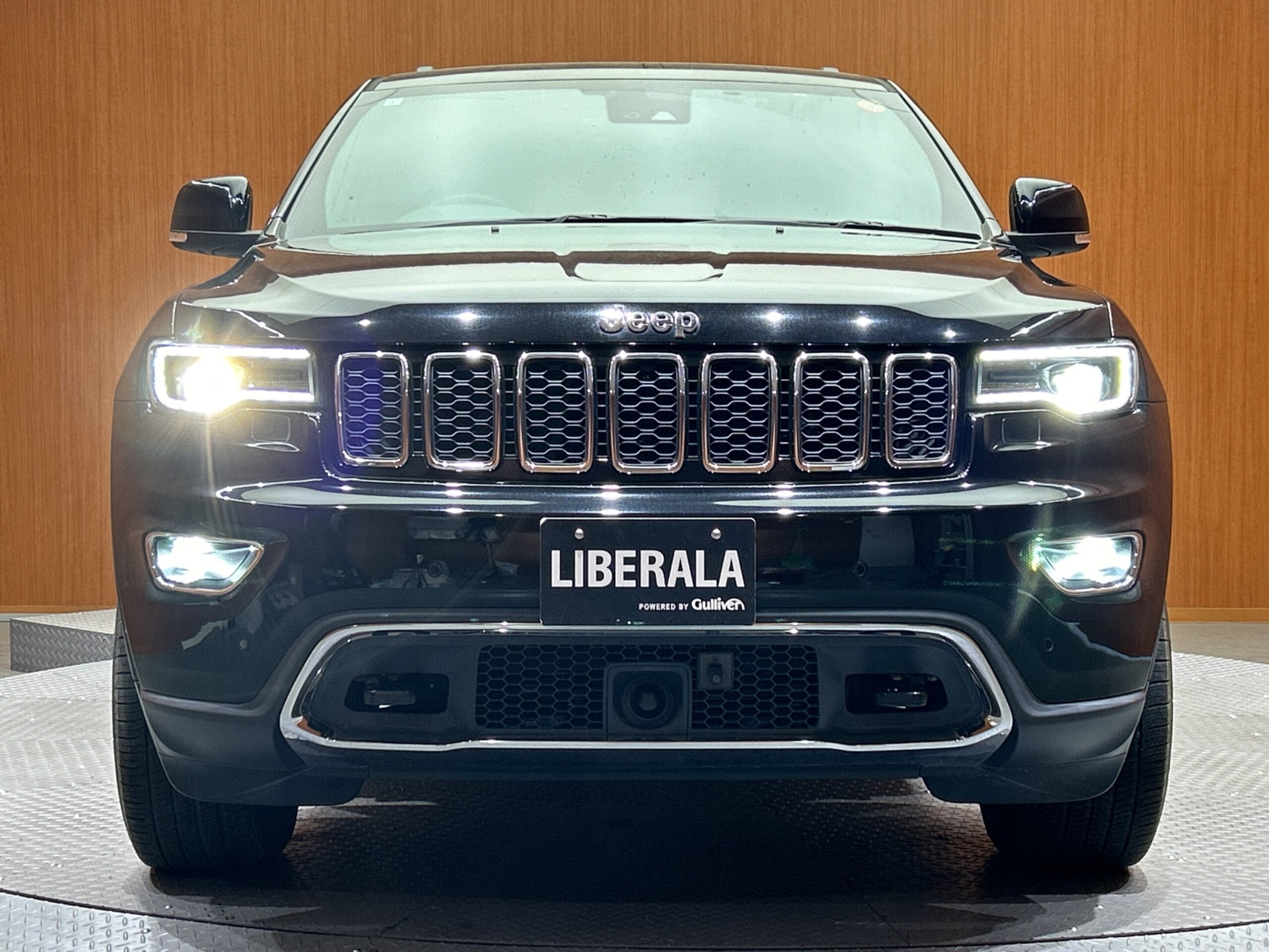 Jeep Grand Cherokee Limited (without Air Suspension) 4WD — photo 9
