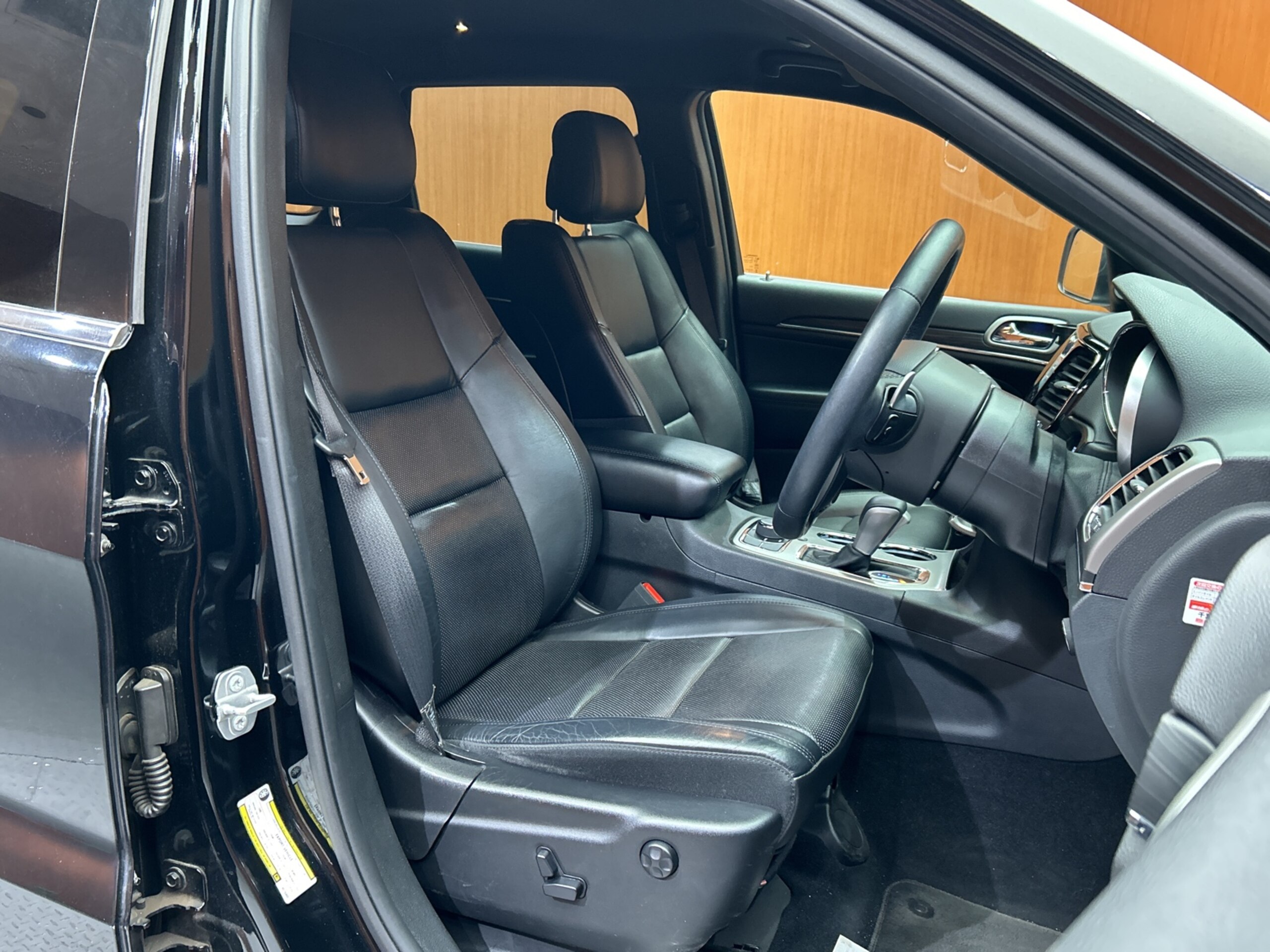 Jeep Grand Cherokee Limited (without Air Suspension) 4WD — photo 7