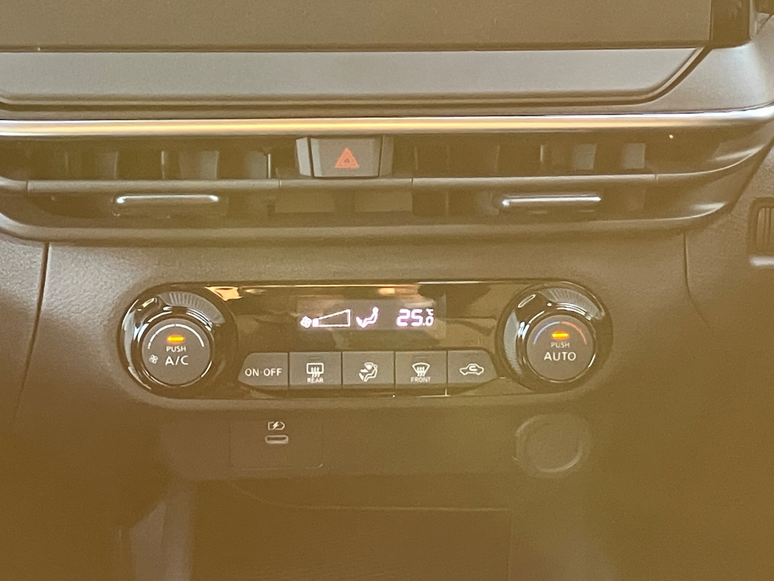 Nissan Note 1.2 X Hail Damage Car — photo 8