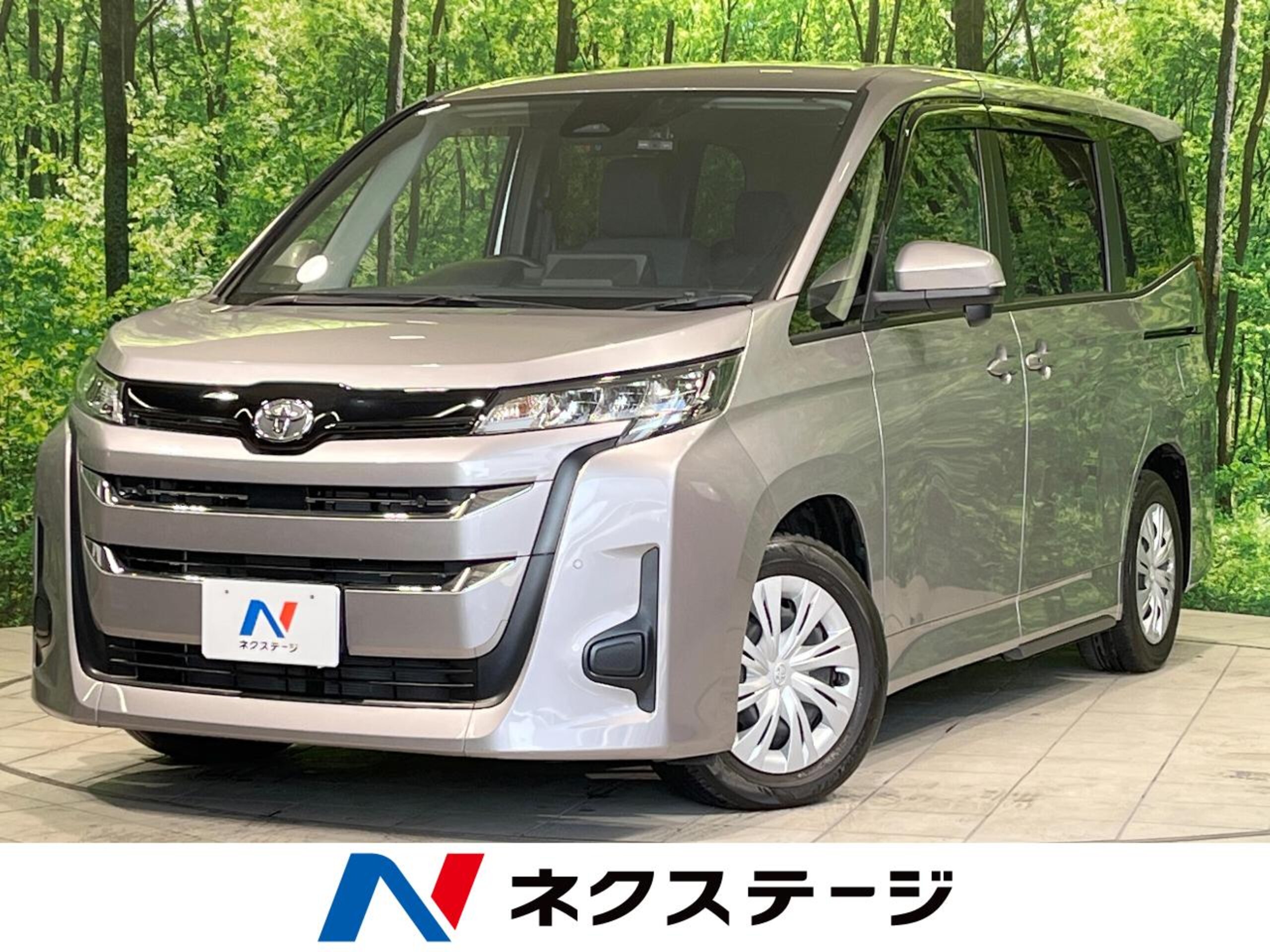 Toyota Noah 2.0 X