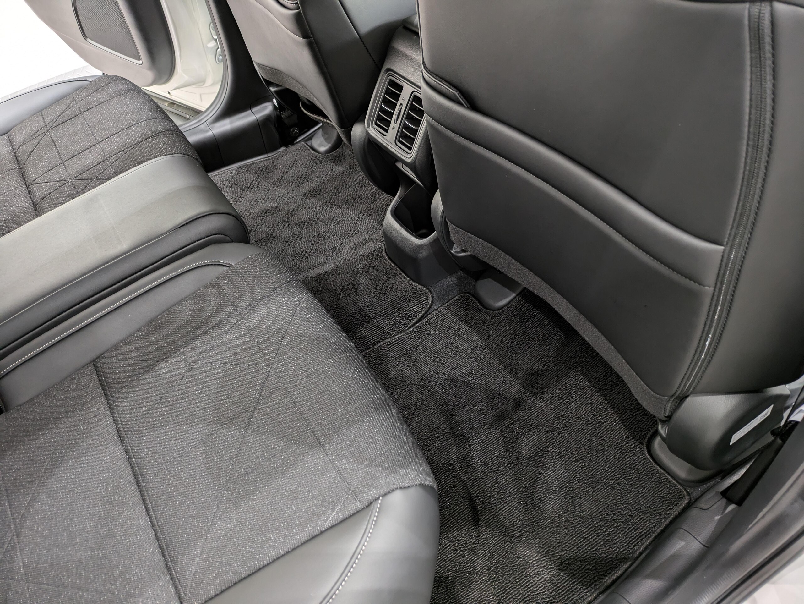 Honda Vezel 1.5 e:HEV Z — photo 9