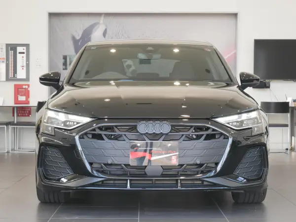 2025 Audi A3 Sportback — photo 2