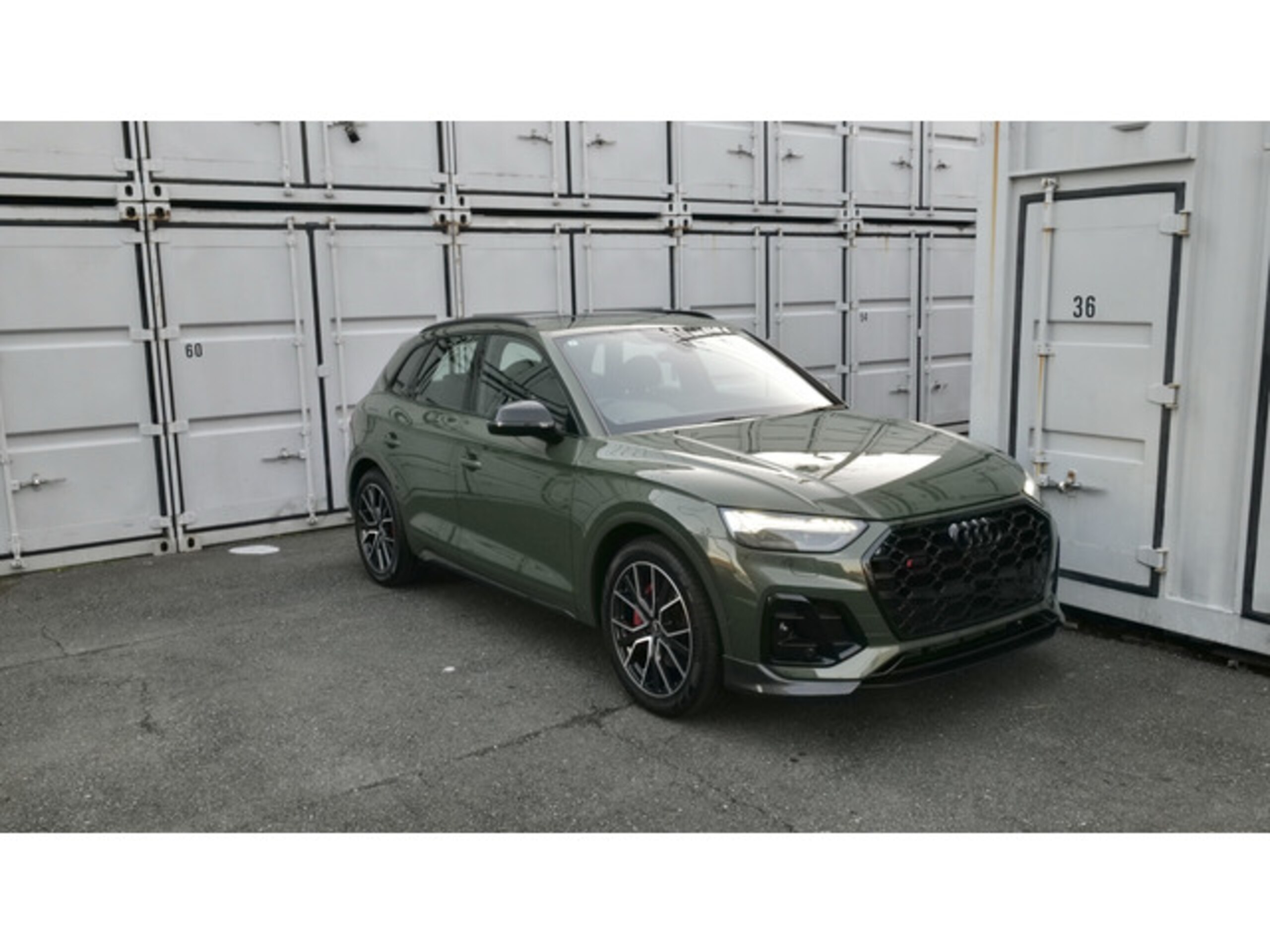 Audi SQ5 3.0 4WD with Panoramic Sunroof — photo 7