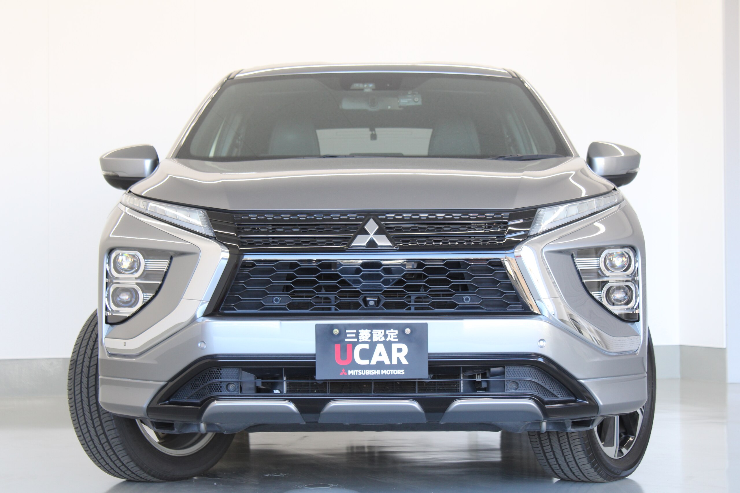 Mitsubishi Eclipse Cross PHEV 2.4 P 4WD with Smartphone Link Navigation, 360 Camera, ETC Unit — photo 9