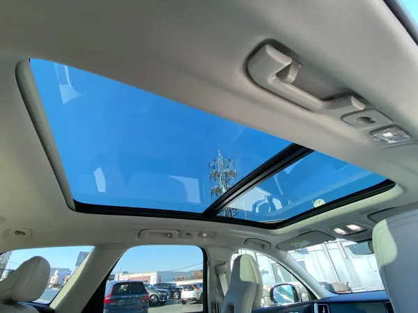 2025 Volvo Xc60 — photo 3