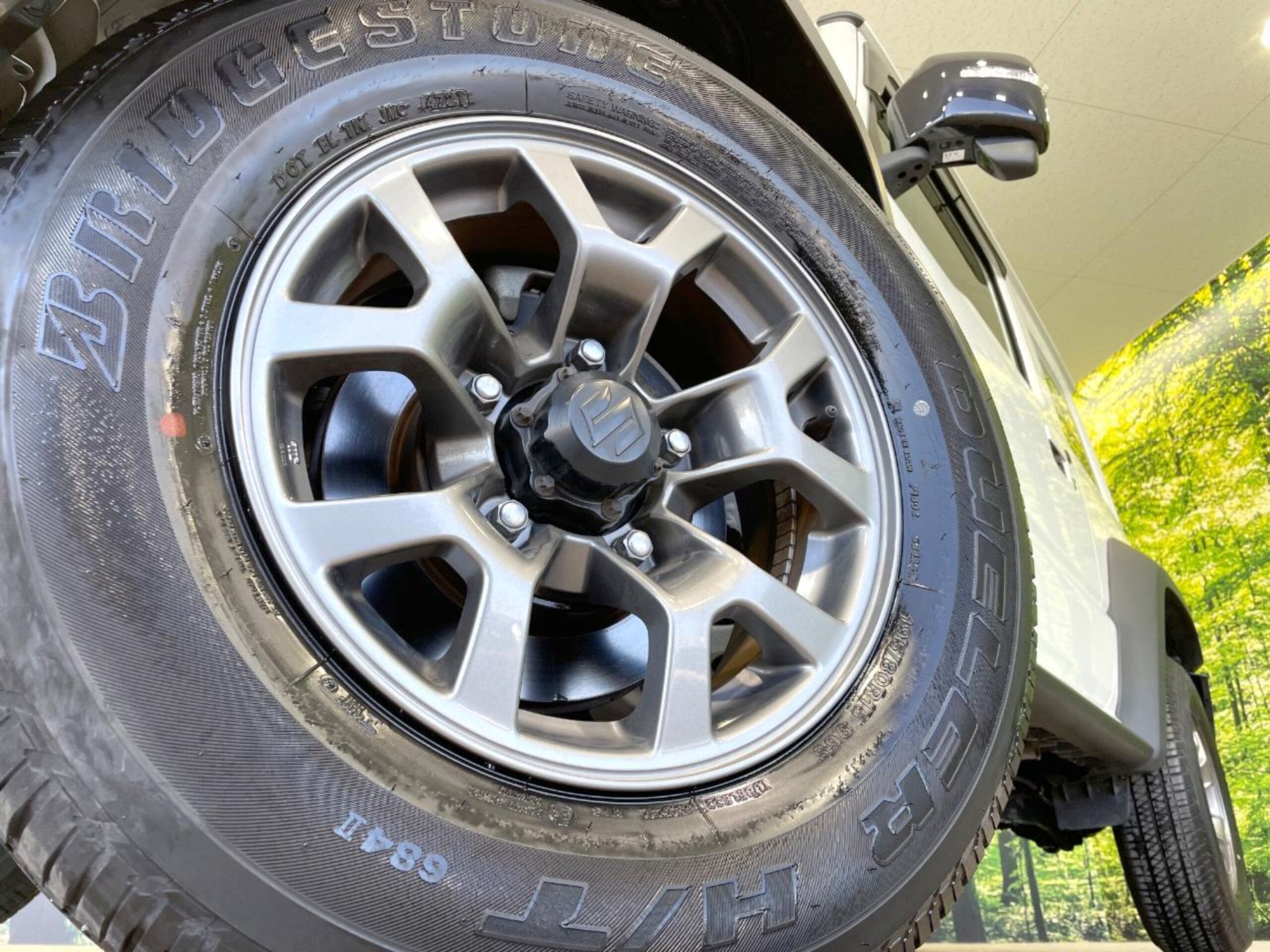 Suzuki Jimny Sierra 1.5 JC 4WD — photo 9