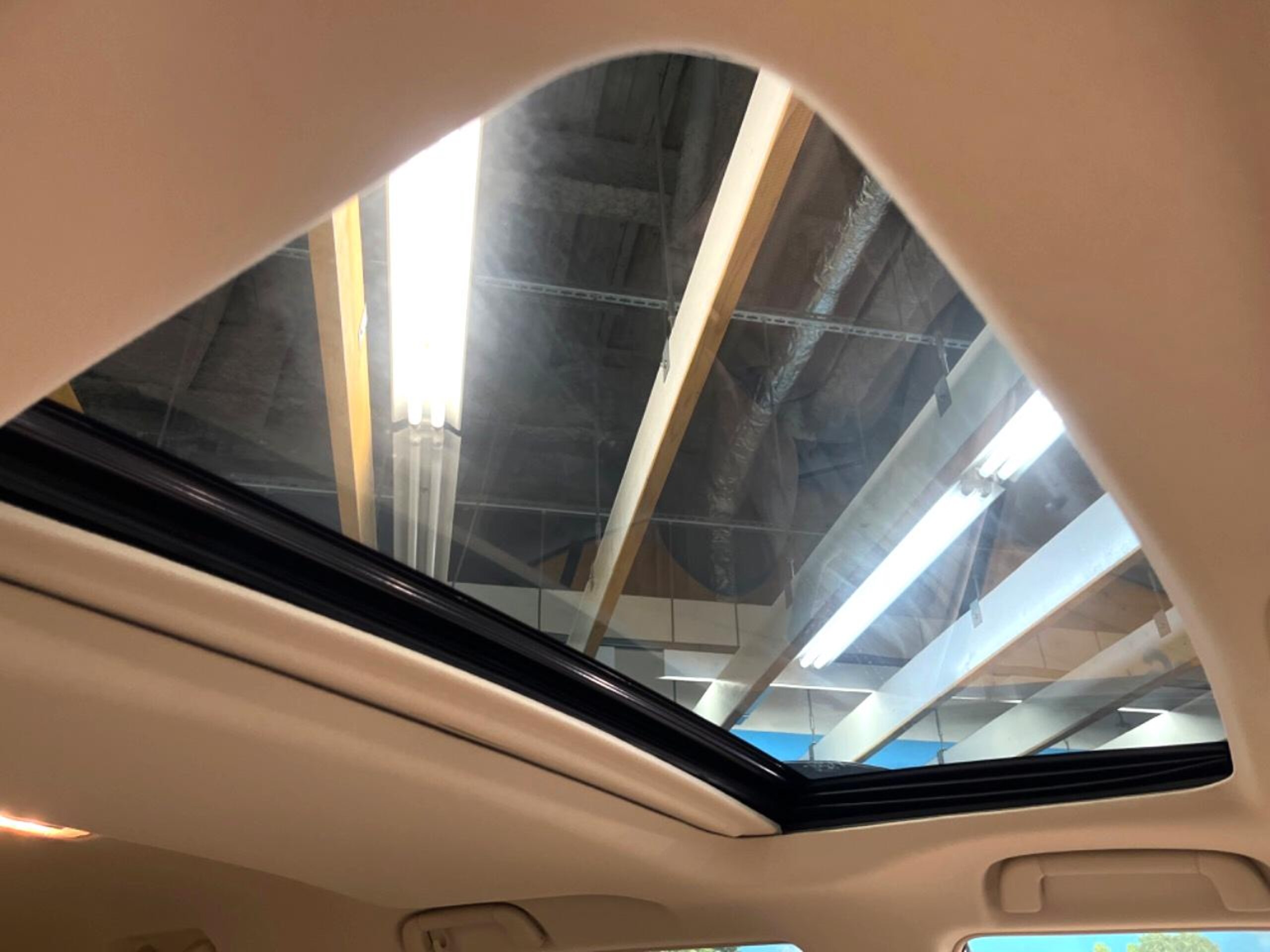 2023 Toyota Land Cruiser Prado — photo 3