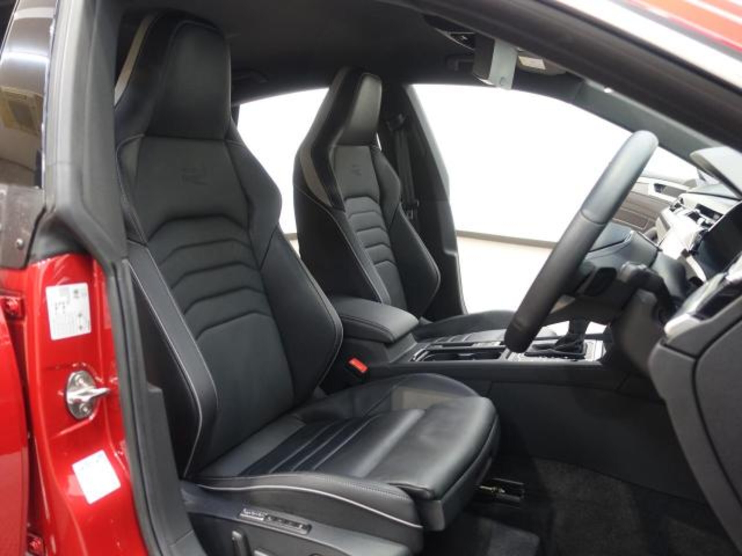 Volkswagen Arteon TSI 4Motion R-Line Advance 4WD — photo 8