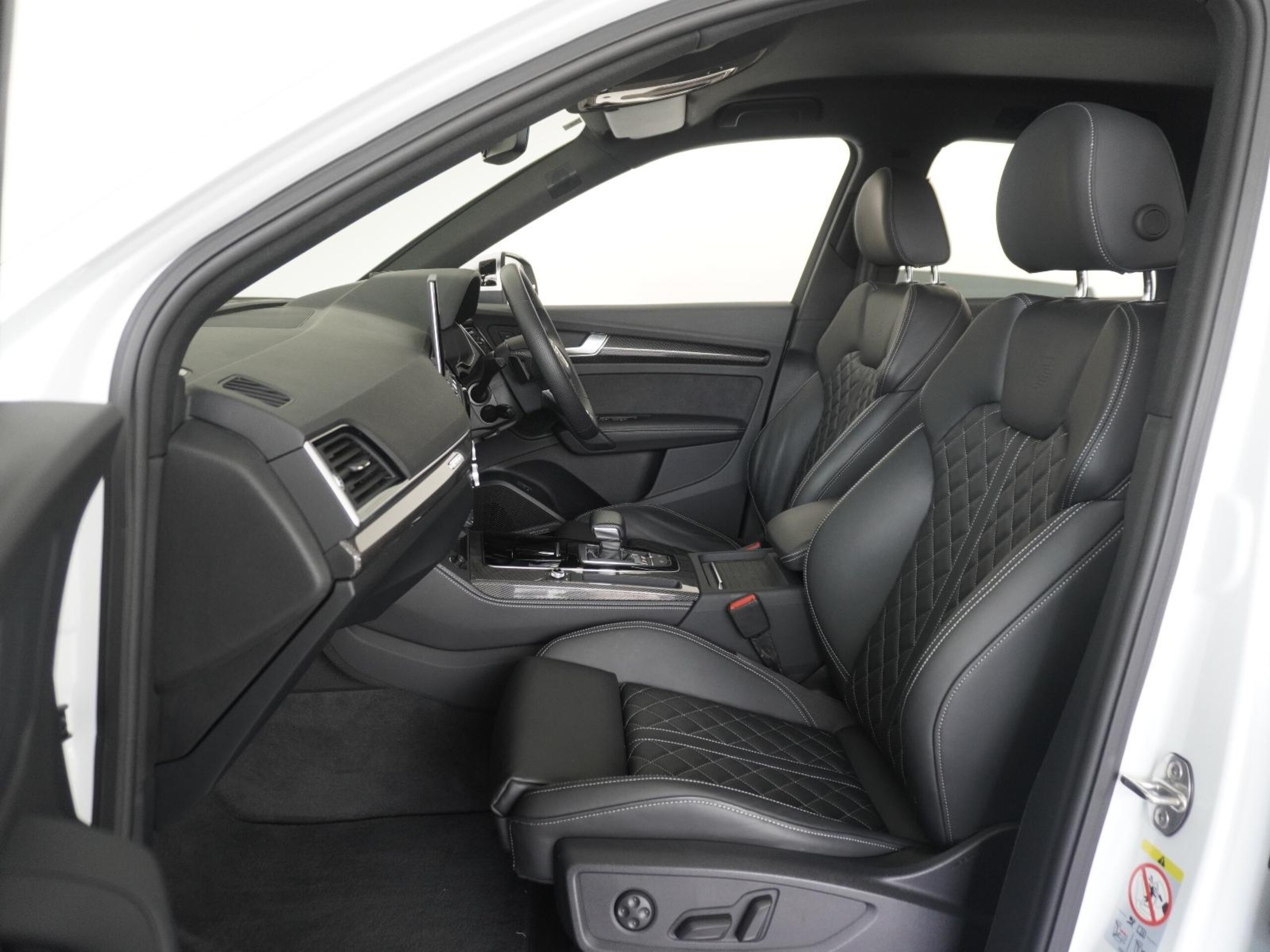 Audi SQ5 3.0 4WD — photo 8