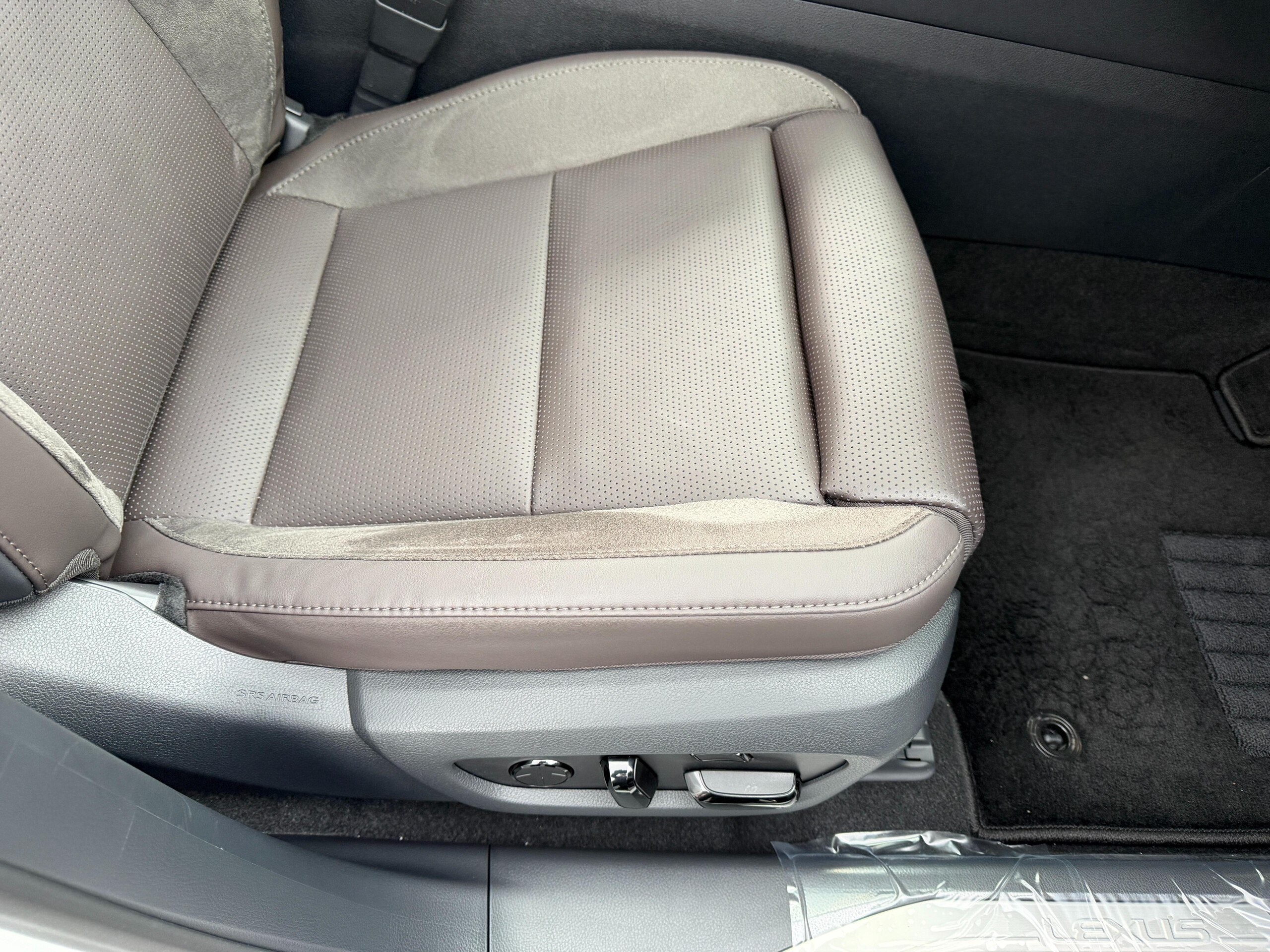 Lexus RX 350 Version L Modellista Aero — photo 9