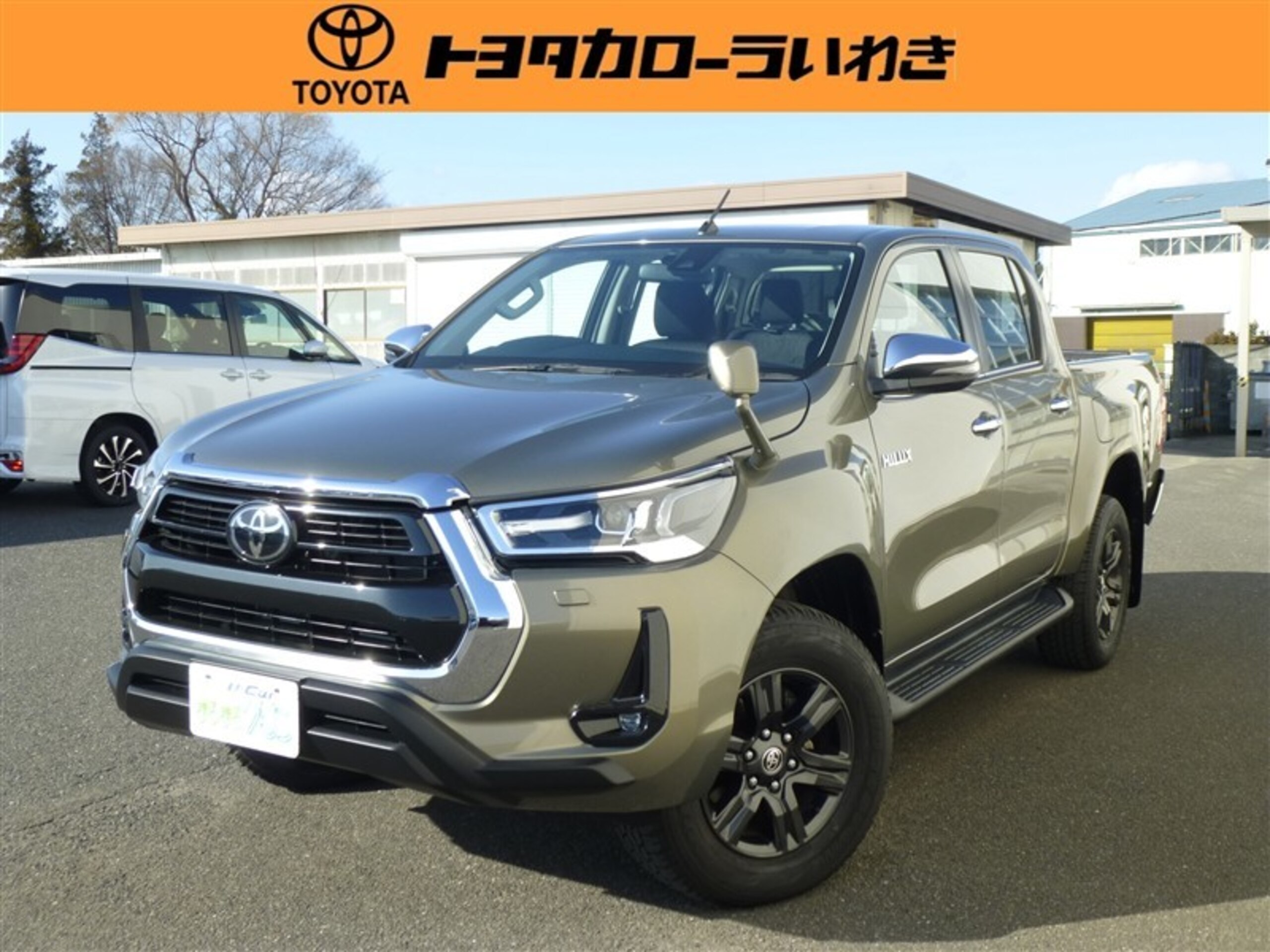 Toyota Hilux 2.4 Z Diesel Turbo 4WD with Navigation, Full-Seg TV, and Backup Monitor
