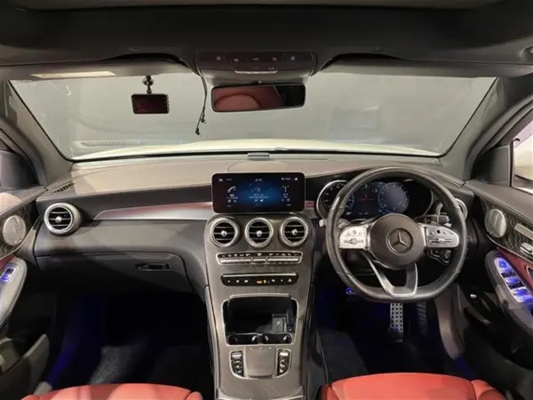 2019 Mercedes-benz Glc — photo 2