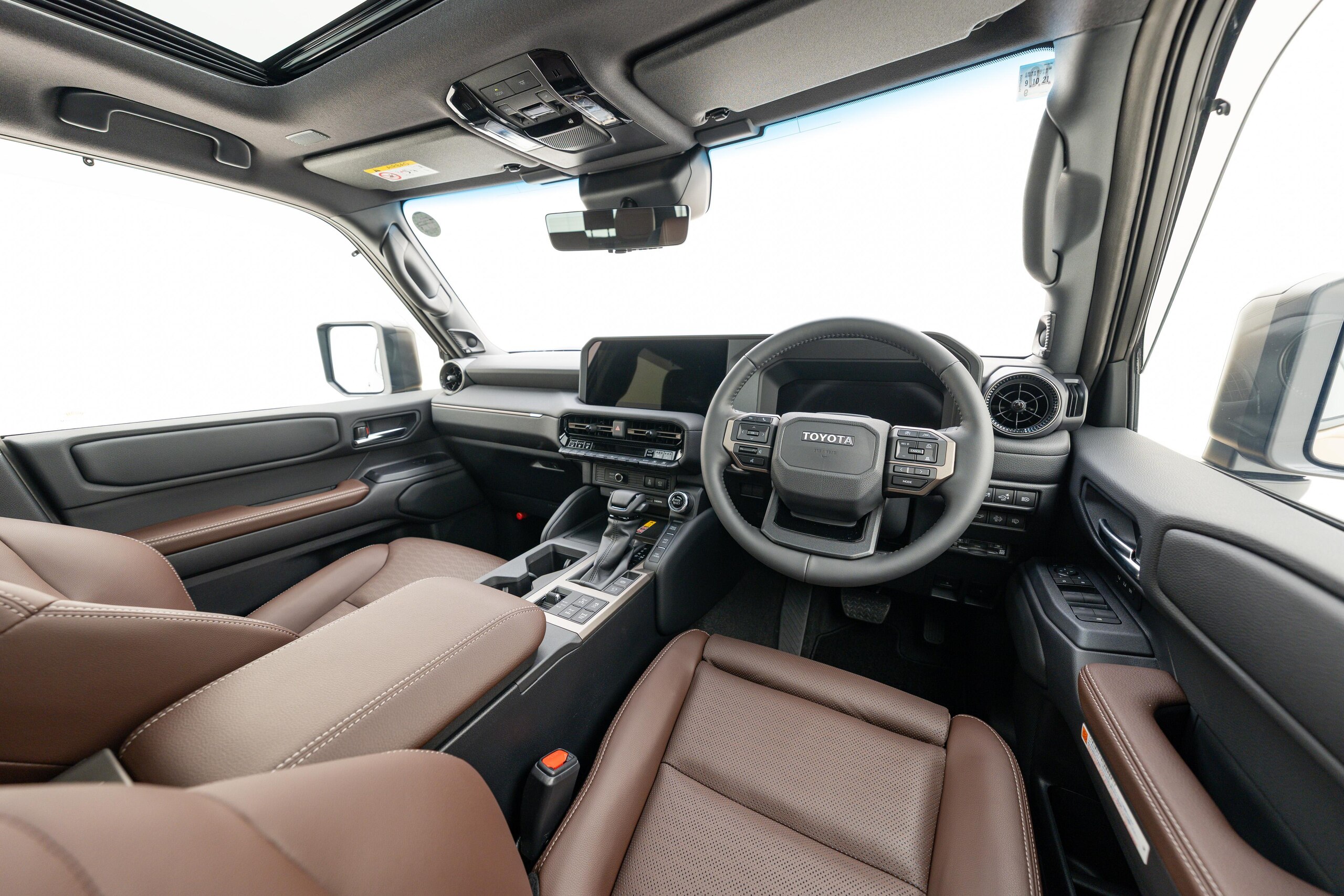 Toyota Land Cruiser 250 2.8 ZX Diesel Turbo 4WD — photo 9