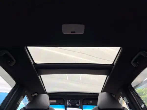 2024 Toyota Harrier — photo 3