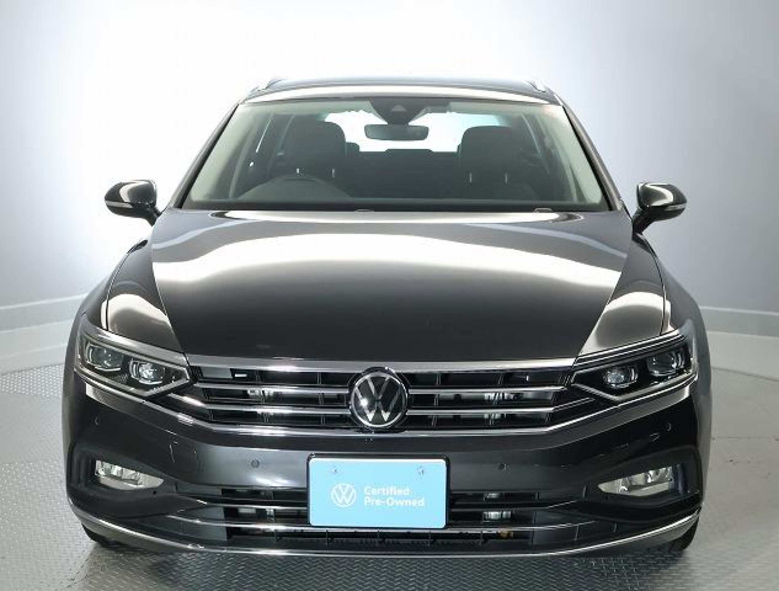 2024 Volkswagen Passat — photo 2