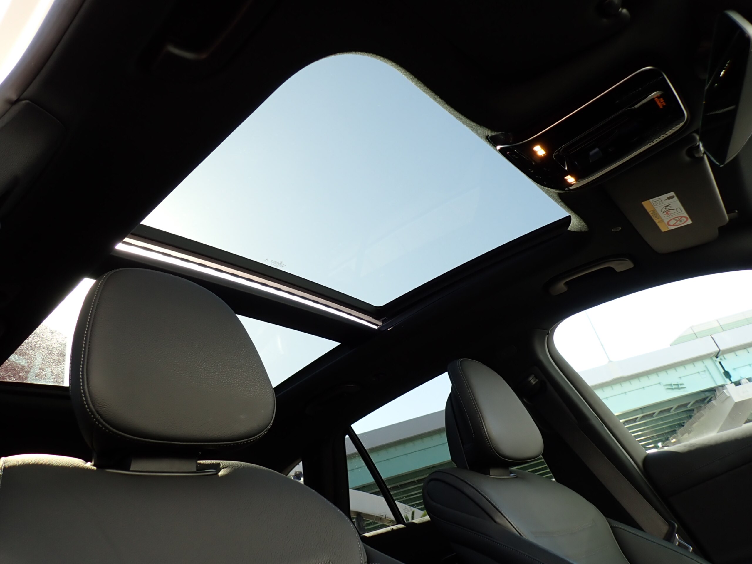 2023 Mercedes-benz Glc — photo 3